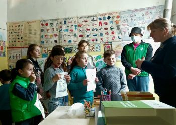 დედამიწის კვირეულისადმი მიძღვნილი ღონისძიება ზემო სურების საჯარო სკოლაში