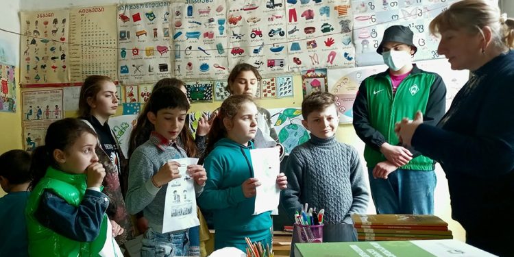 დედამიწის კვირეულისადმი მიძღვნილი ღონისძიება ზემო სურების საჯარო სკოლაში