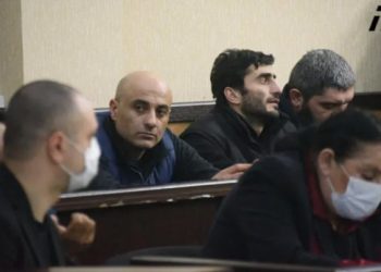 ჟურნალისტებისა და ოპერატორების, მიმართ განხორციელებულ ფიზიკურ ძალადობაში ბრალდებულები სასამართლომ დამნაშავედ ცნო