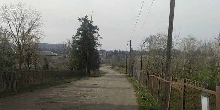 აკეთის თემში ნაგვის ბუნკერები დაიდგა