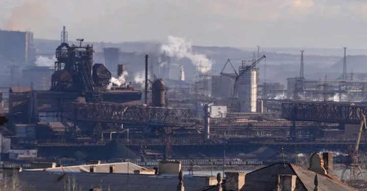 უკრაინული მედია – რუსმა დამპყრობლებმა ქიმიური იარაღი მარიუპოლში, ქარხანა „აზოვსტალზე“ გამოიყენეს და მოწამვლის ნიშნები სამ ადამიანს აქვს