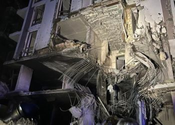 კიევზე სარაკეტო თავდასხმის შედეგად 6 ადამიანი დაშავდა [ვიდეო]