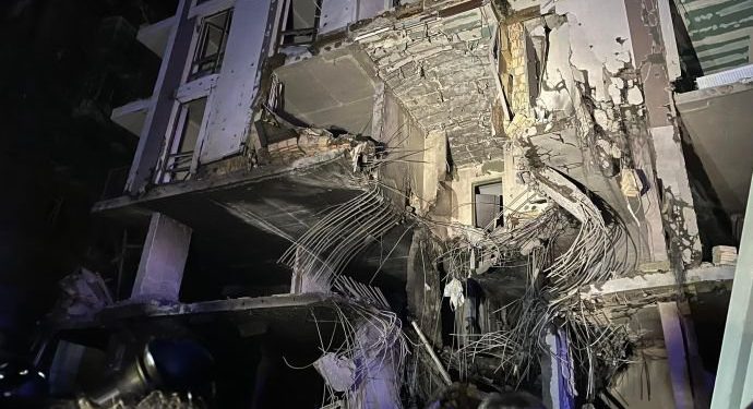 კიევზე სარაკეტო თავდასხმის შედეგად 6 ადამიანი დაშავდა [ვიდეო]