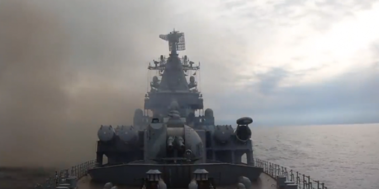 ალექსეი არესტოვიჩი – შავ ზღვაში რუსული კრეისერი „მოსკოვი“ იწვის