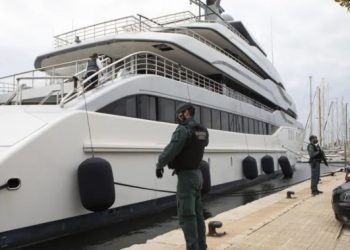 ნიდერლანდებში რუს ოლიგარქებს 14 სუპერ იახტა ჩამოართვეს