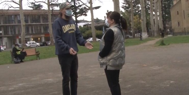 ოზურგეთის მერიის თანამშრომლები, რომლებსაც სამსახურიდან ანთავისუფლებენ აცხადებენ, რომ მათ მიმართ პოლიტიკური დევნა ხორციელდება