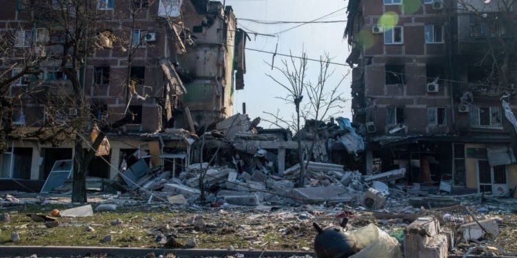 აზოვის ბატალიონი: ოკუპანტებმა მარიუპოლში მომწამვლელი ნივთიერება გამოიყენეს