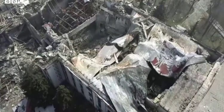 რუსეთის საოკუპაციო ჯარებმა მარიუპოლში, „აზოვსტალის“ ტერიტორიაზე საავადმყოფო დაბომბეს