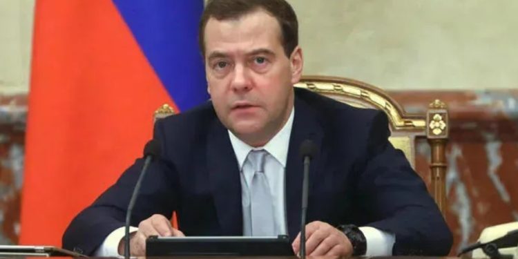 დიმიტრი მედვედევი – რუსეთი პროპორციულად უპასუხებს დასავლეთის ქვეყნებიდან მისი დიპლომატების გაძევებას