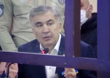 მიხეილ სააკაშვილი – ბოლო დღეებში დავიკელი 12 კილოგრამი, პრაქტიკულად ვერ ვიღებ საკვებს – კვირას ფეხების კონტროლი მთლიანად დავკარგე