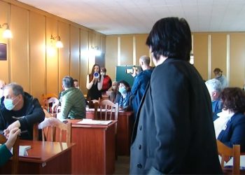 დაპირისპირება ოზურგეთის საკრებულოში