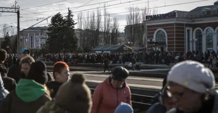 უკრაინის ქალაქ კრამატორკში რკინიგზის სადგურზე ავიაიერიში განხორციელდა