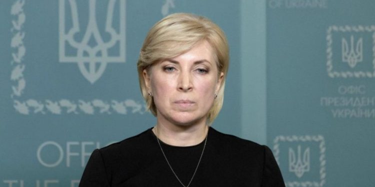 მელიტოპოლში ოკუპანტებმა 14 ტონა ჰუმანიტარული დახმარება მოიპარეს