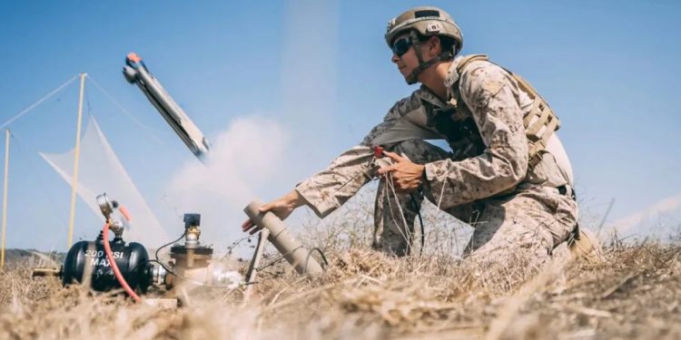 აშშ უკრაინას Switchblade-ის უპილოტო თვითმფრინავებს გადასცემს