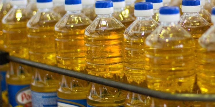 საქართველოში ზეთი შესაძლოა, კიდევ გაძვირდეს – მთავარი იმპორტიორი საექსპორტო გადასახადს 60 დოლარით ზრდის