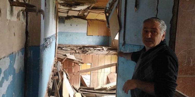 აკეთის კულტურის სახლი დანგრევის პირას