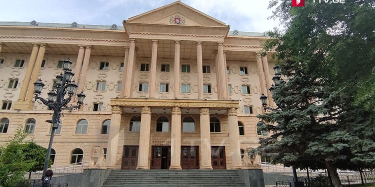 სასამართლომ უცხო ქვეყნის ტერორისტულ ორგანიზაციაში გაერთიანებისა და ტერორისტულ საქმიანობაში დახმარების ფაქტზე ხუთი პირი დამნაშავედ ცნო