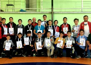 გუნდური პირველი ადგილი ოცი მედალი ოზურგეთელი მოჭიდავეებისგან