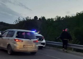 ავარია ქობულეთის შემოვლით გზაზე – ერთმანეთს 2 ავტომობილი შეეჯახა