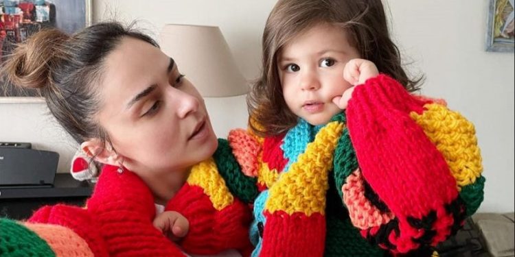 “ენატრებოდა ბავშვი… აჩვენა როგორ მღერის და ითვლის, ძალიან ბედნიერი იყო” – ალისა სააკაშვილმა და სოფო ნიჟარაძემ მიხეილ სააკაშვილი მოინახულეს