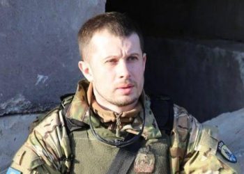 აზოვის პოლკის დამფუძნებელი: მარიუპოლის მცველები ადგილზე არიან იარაღით ხელში, ყველაფერი კარგად იქნება