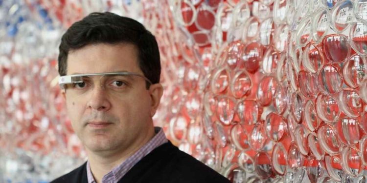 ბოსტონში გარდაიცვალა ეპატაჟური არტისტი დეივიდ დათუნა