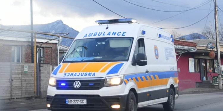 სოფელ ოსიაურში ოჯახის ერთ-ერთმა წევრმა შემთხვევით სადილში მარილის ნაცვლად პესტიციდი ჩაყარა, რის შედეგადაც 3 ადამიანი მოიწამლა