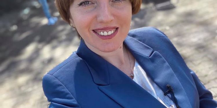 ტელეკომპანია ,,გურიაTV” -ის ჟურნალისტს, თამთა დოლიძეს საზოგადოების, გულისხმიერი ადამიანების დახმარება და გვერდში დგომა სჭირდება