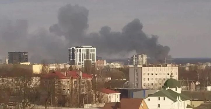რუსულმა ძალებმა ჩერნიგოვი დაბომბეს, არიან დაღუპულები და დაშავებულები