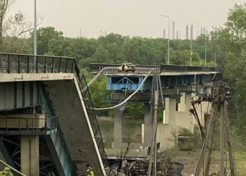 რუსმა ოკუპანტებმა უკრაინაში, სევეროდონეცკსა და ლისიჩანსკს შორის არსებული ხიდი გაანადგურეს