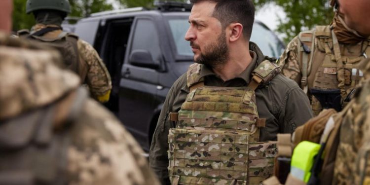 რუსულმა ძალებმა ხარკოვი მას შემდეგ დაბომბეს, რაც ზელენსკის ქალაქში ჩასვლის შესახებ გახდა ცნობილი