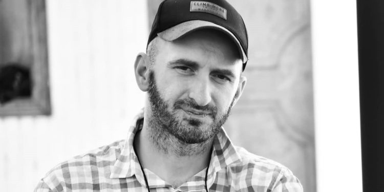 ბრძოლას დრო სჭირდება და მე ვიწყებ – გიორგი კეკელიძე მიმართვას ავრცელებს