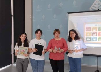 ოზურგეთის N 2 საჯარო სკოლის გუნდი აგრძელებს ბრძოლას გამარჯვებისთვის სამოქალაქო განათლების ოლიმპიადაში