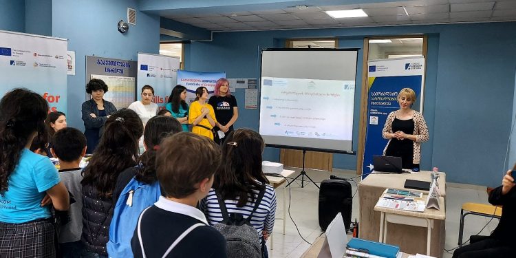 სამოქალაქო საზოგადოების ორგანიზაციების გამოფენა სოფელ ზოტში