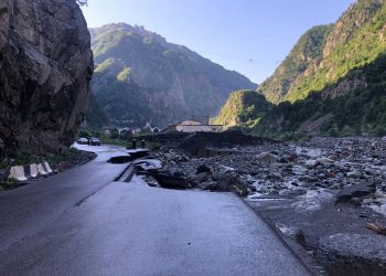 მცხეთა-სტეფანწმინდა-ლარსის გზის 80 მ-მდე მონაკვეთი დაზიანდა