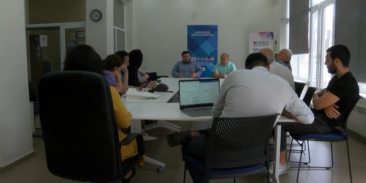 ჰიბრიდული ომის თანამედროვე ტენდენციები – საინფორმაციო შეხვედრა ნატოსა და ევროკავშირის შესახებ საინფორმაციო ცენტრის ორგანიზებით