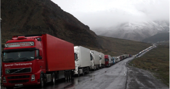 „წითელი კორიდორი“-რუსეთში შესვლას 3000-მდე სატვირთო ელოდება