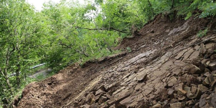 ალპანა-ცაგერის საავტომობილო გზის მონაკვეთზე ავტოტრანსპორტის მოძრაობა აიკრძალა