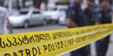 თბილისში სავარაუდოდ, მანქანაში ერთი ადამიანი ჩაცხრილეს