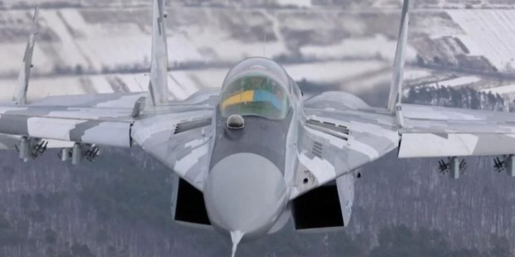 უკრაინულმა ავიაციამ რუსი ოკუპანტების აღჭურვილობა და საბრძოლო მასალის საწყობი გაანადგურა