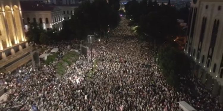 ვიდეო – “შინ, ევროპისკენ” – აქცია რუსთაველის გამზირზე