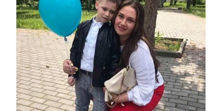 ვინიცაში დაბომბვის შედეგად ვიქტორია რეკუტა და მისი შვიდი წლის ვაჟი დაიღუპა