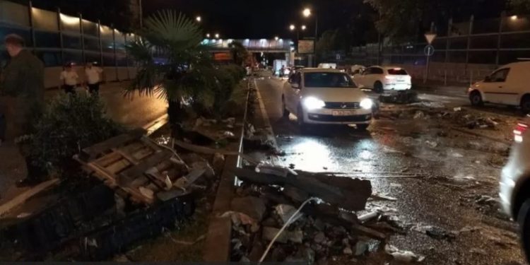 ვიდეო – წყალდიდობა სოჭში – დატბორილია რამდენიმე რაიონი