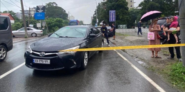 უკრაინიდან დევნილ ქალს კვარიათში ავტომანქანა დაეჯახა