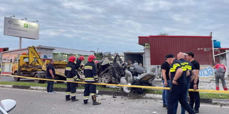 ერთი ადამიანი გარდაიცვალა ავარიის შედეგად ბათუმში