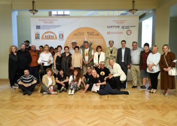 ოზურგეთში ნოდარ დუმბაძის სახელობის მესამე საერთაშორისო ფესტივალი საზეიმოდ დაიხურა