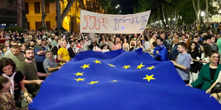 სირცხვილია: პროტესტი უფრო მწვავე გახდება, 3 ივლისს რუსთაველზე ერთი ღამით დავრჩებით