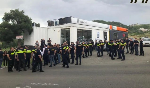 პოლიციამ „თბილისი პრაიდის“ საწინააღმდეგო აქციაზე 17 პირი დააკავა