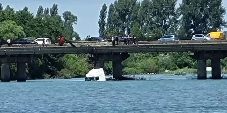 მდინარე სუფსაში ტრაილერი გადავარდა