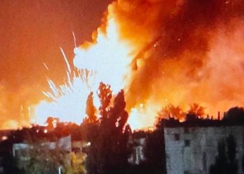 უკრაინელებმა ნოვაია კახოვკაში მტრის საბრძოლო მასალის საწყობი გაანადგურეს